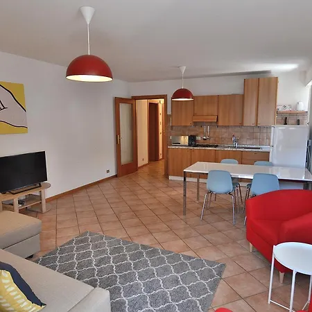 Apartment Pop Art Torri Del Benaco